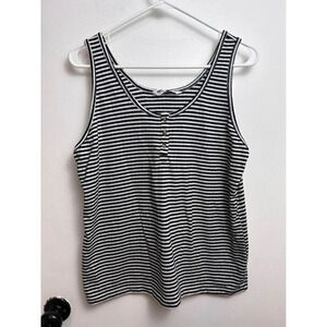 Sonoma black and white stripe woman’s tank top size large #0854